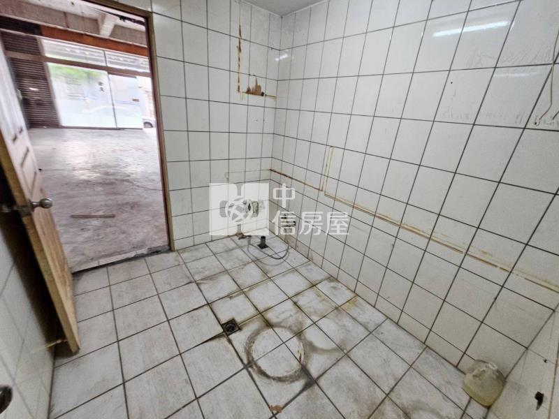 內壢國中大面寬店面+車位房屋室內格局與周邊環境