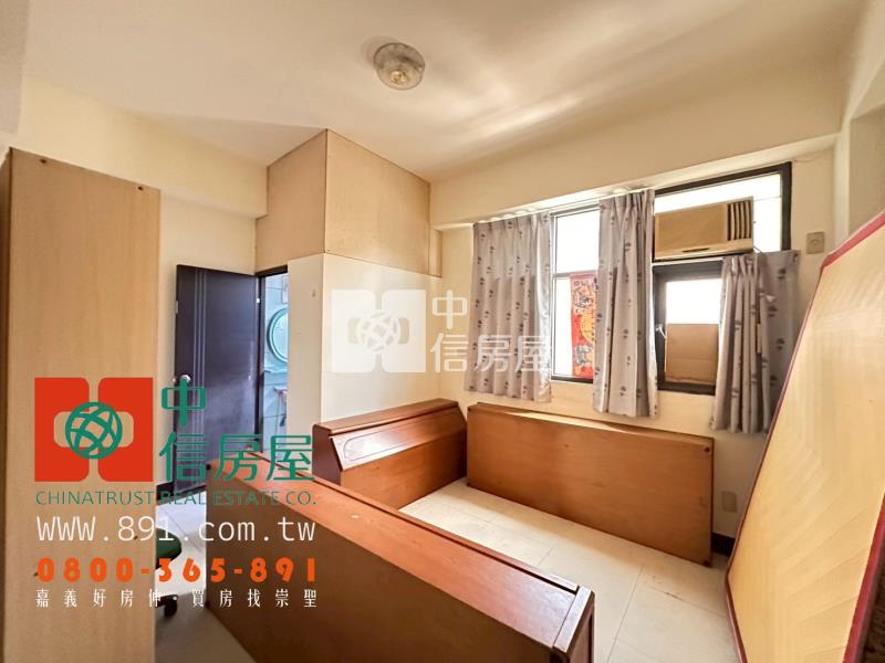 垂楊國小旁輕屋齡收租店面住家房屋室內格局與周邊環境