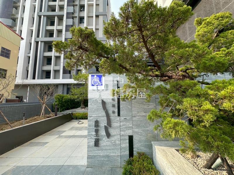 專任!!! 坤悅心里程精裝大兩房平車房屋室內格局與周邊環境