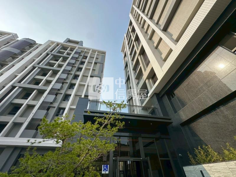 專任!!! 坤悅心里程精裝大兩房平車房屋室內格局與周邊環境