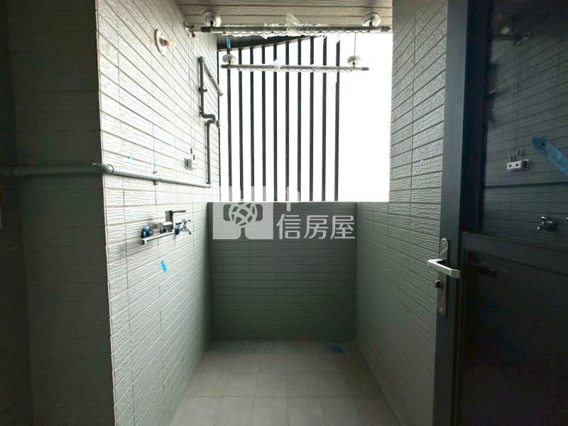 專任!!! 坤悅心里程精裝大兩房平車房屋室內格局與周邊環境