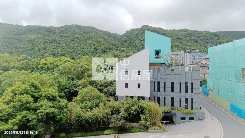 輕鬆58精裝山景溫泉宅房屋室內格局與周邊環境