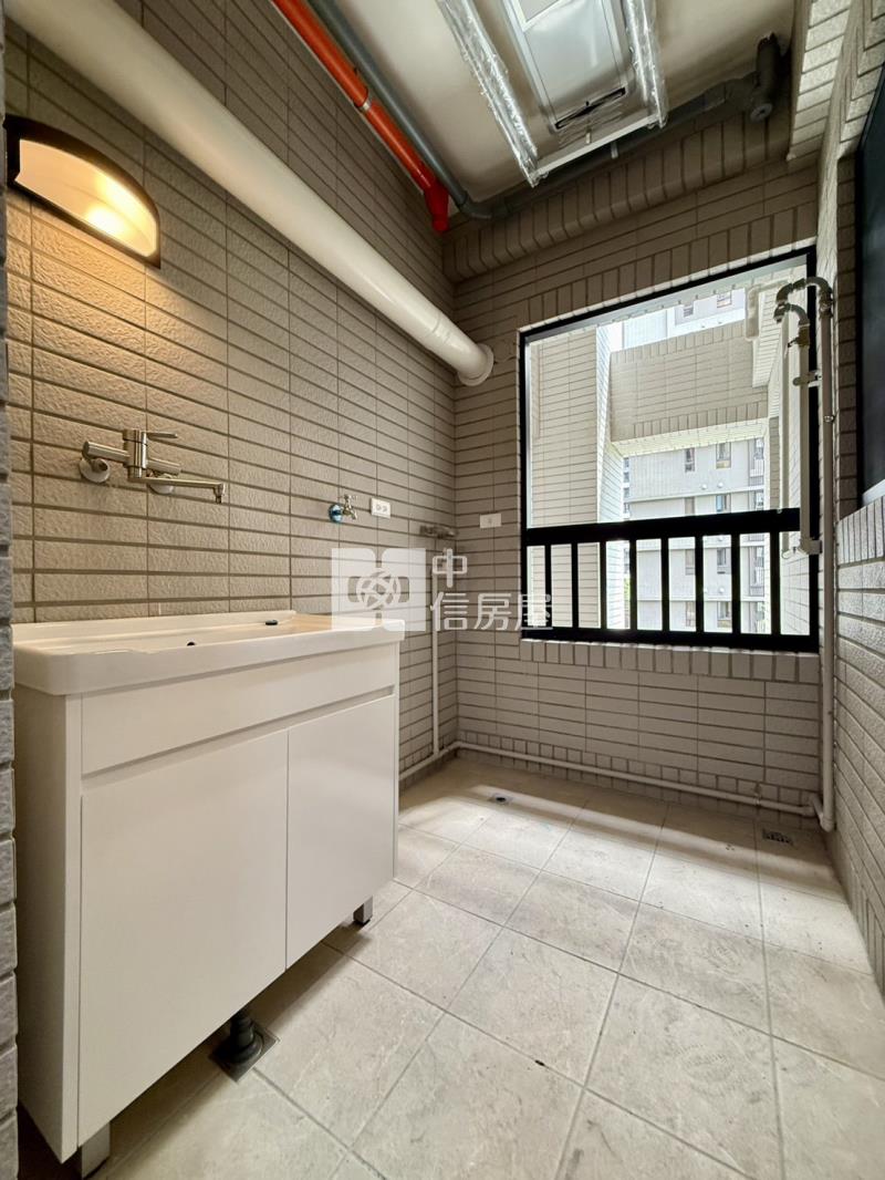 櫻花建設面河畔全新三房+平車房屋室內格局與周邊環境