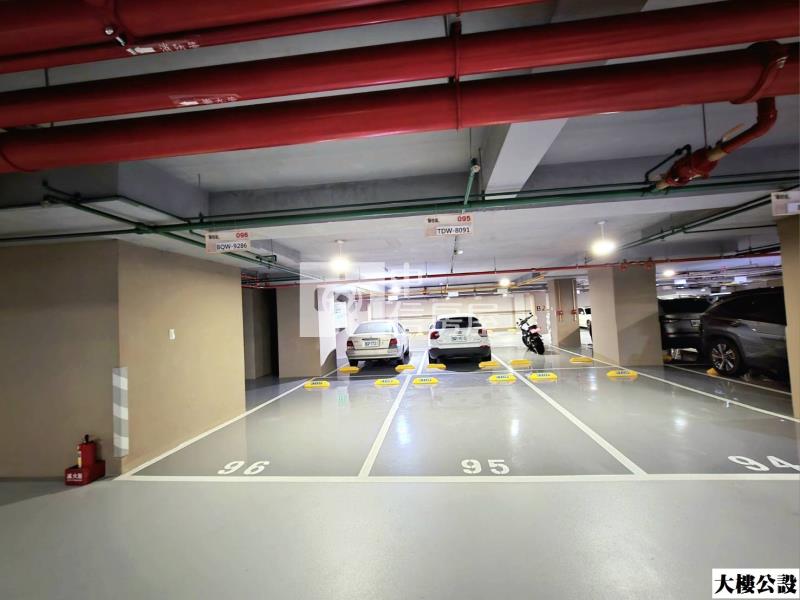 華悅城景觀二房附車位房屋室內格局與周邊環境