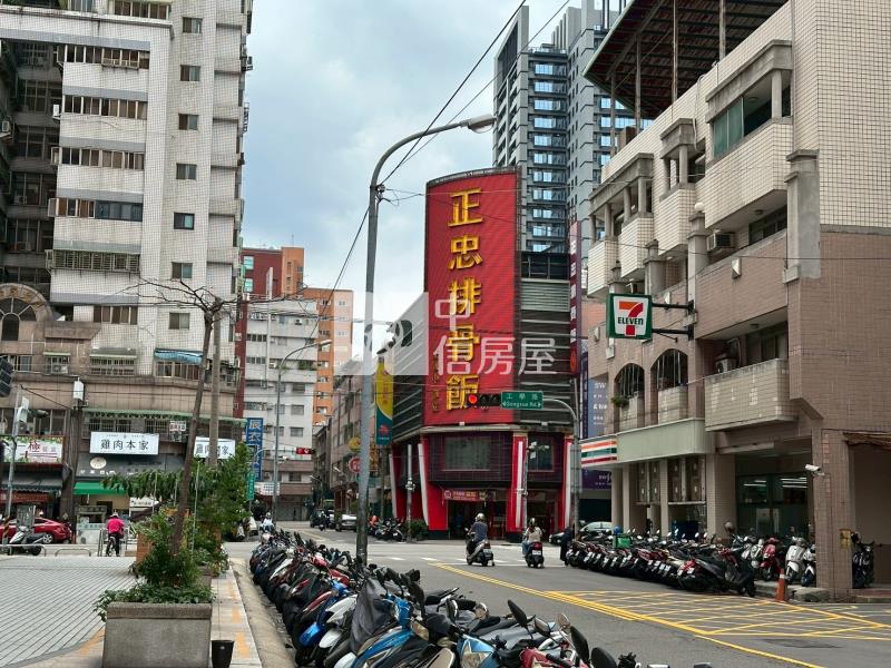 (廣三大帝國)工學商圈三房+車位美屋房屋室內格局與周邊環境