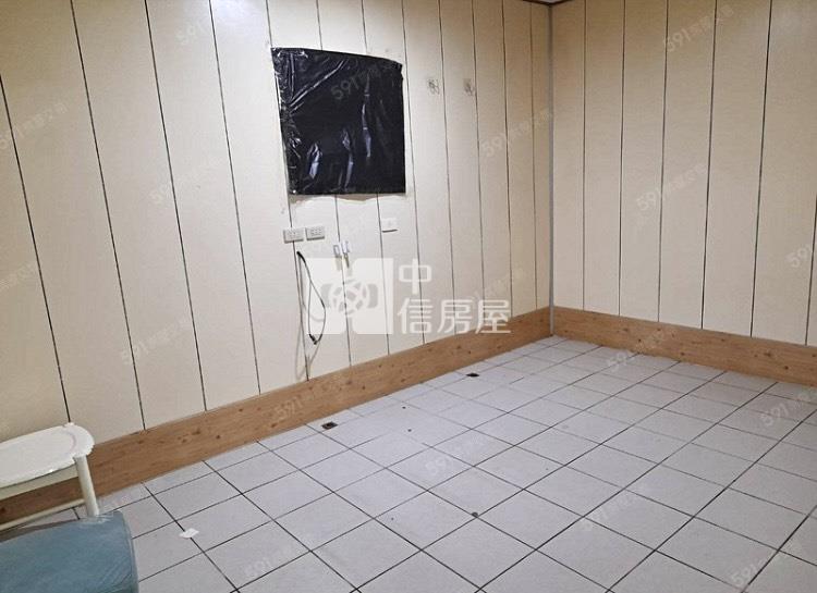 ◆中正路透天店面房屋室內格局與周邊環境