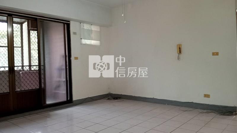 北太平*名盧貴族電梯華廈*四房.三面採光.歡迎參觀房屋室內格局與周邊環境