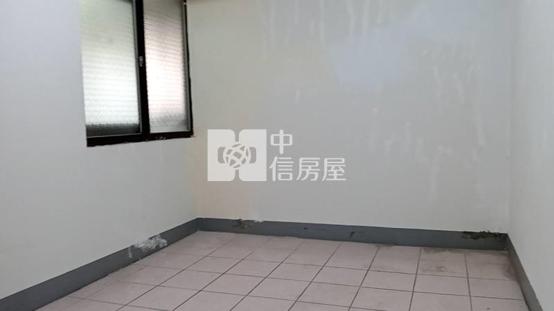 北太平*名盧貴族電梯華廈*四房.三面採光.歡迎參觀房屋室內格局與周邊環境
