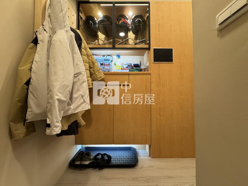 近新屋市區裝潢兩房車房屋室內格局與周邊環境