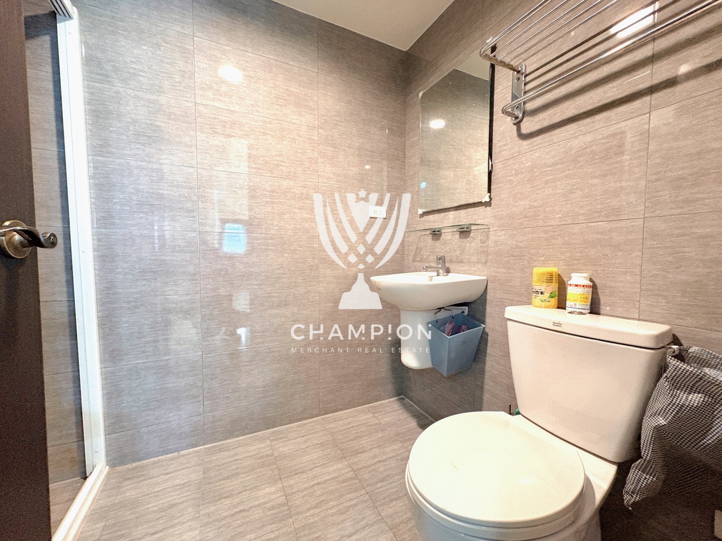 【冠軍】信義之心精緻2房車房屋室內格局與周邊環境