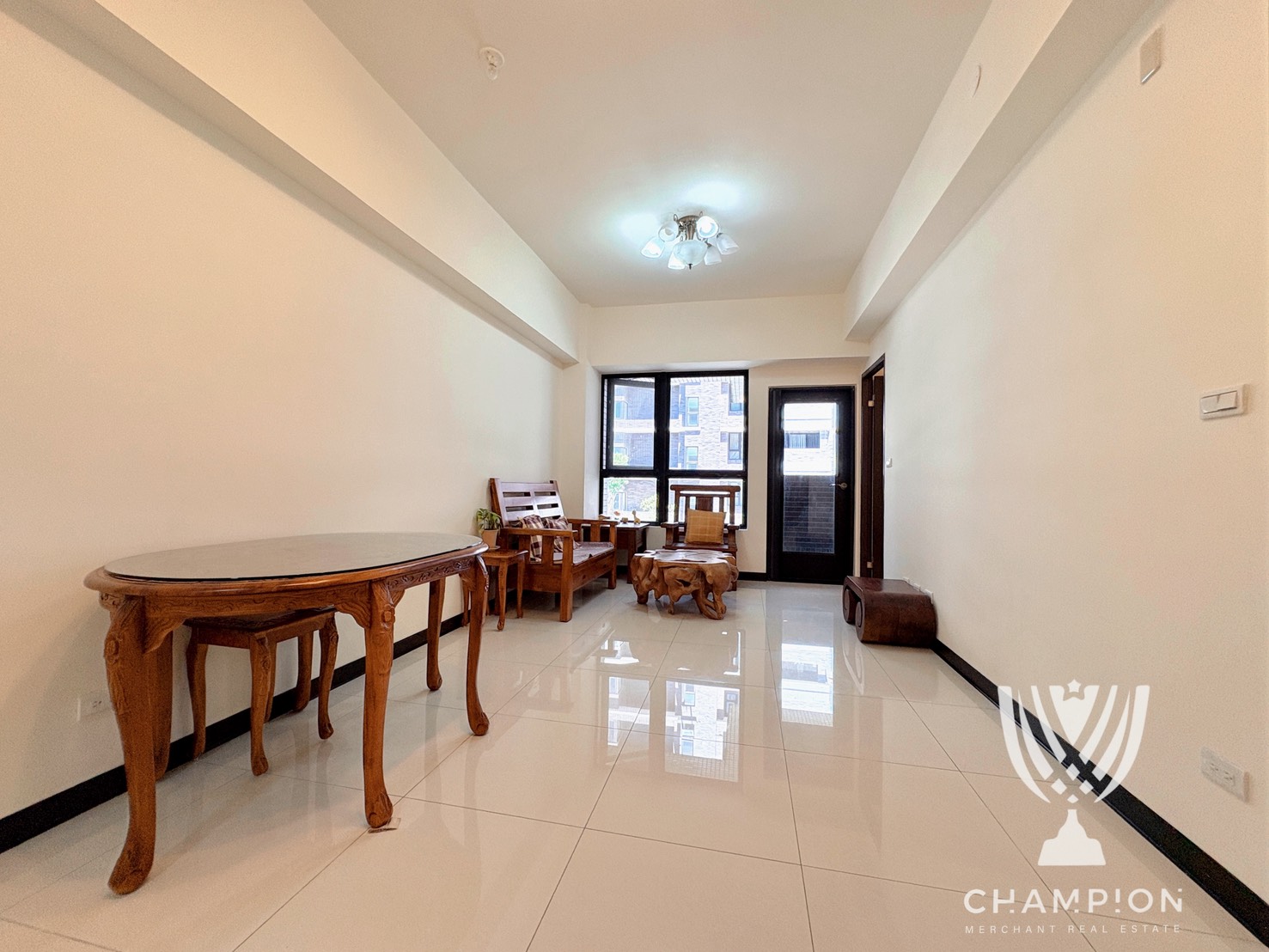 【冠軍】信義之心精緻2房車房屋室內格局與周邊環境