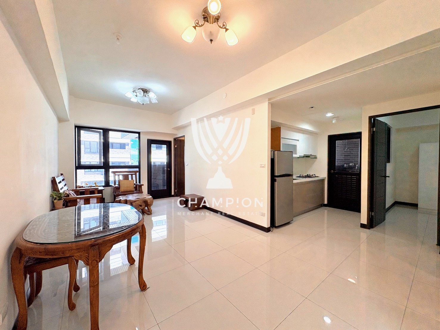 【冠軍】信義之心精緻2房車房屋室內格局與周邊環境