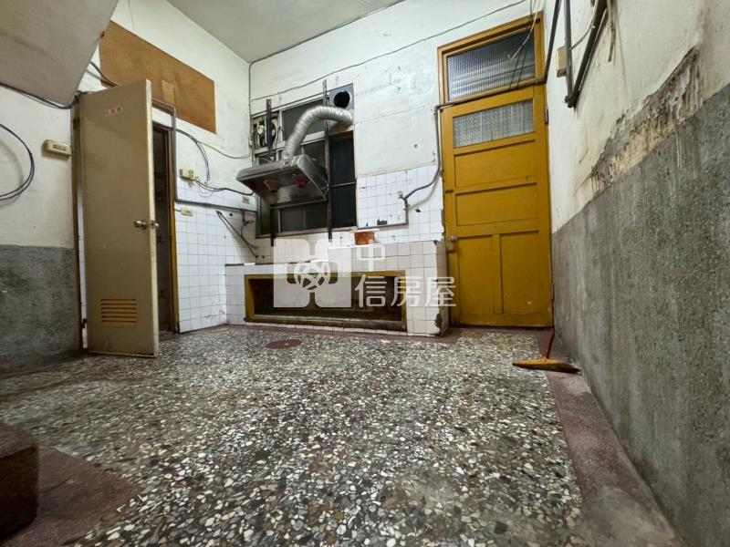 民雄埤角商圈店住房屋室內格局與周邊環境