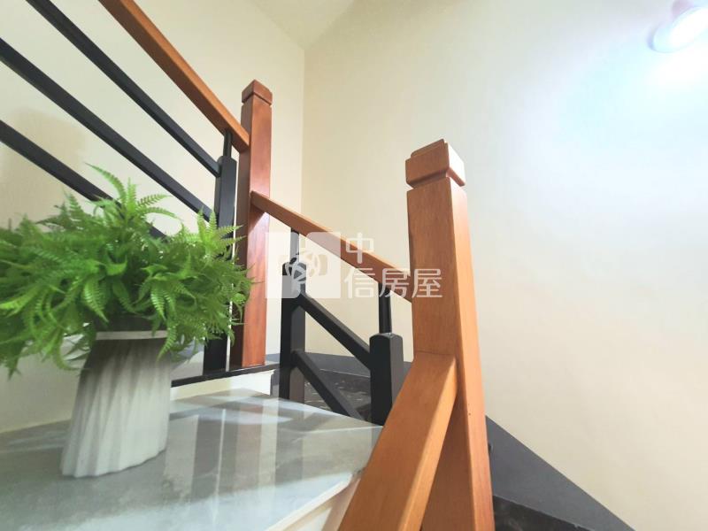 榮總整新典雅孝親車墅房屋室內格局與周邊環境