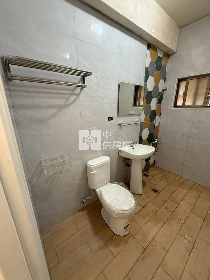 林園優靜整新透天房屋室內格局與周邊環境