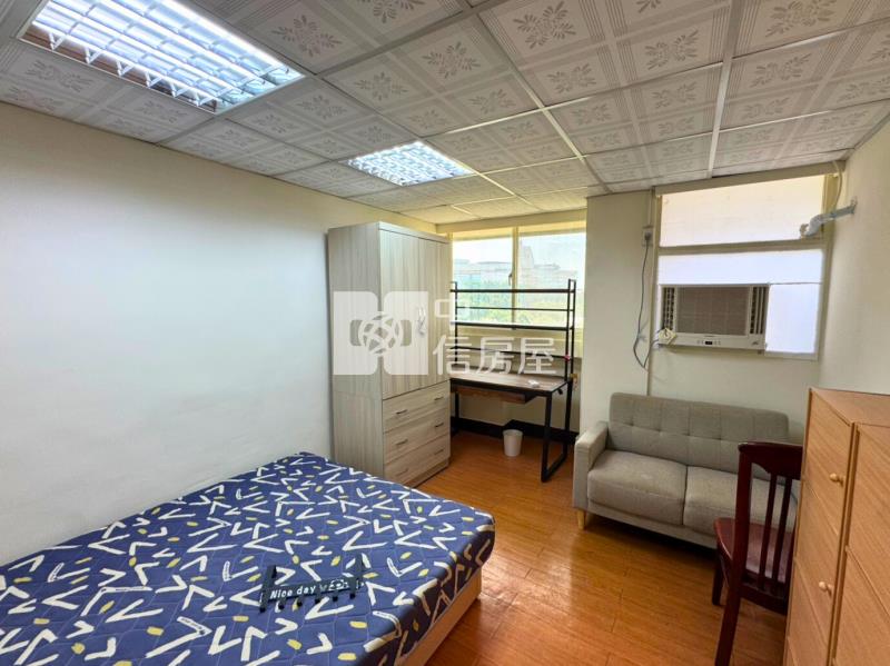 中醫旁面公園電梯大四房房屋室內格局與周邊環境