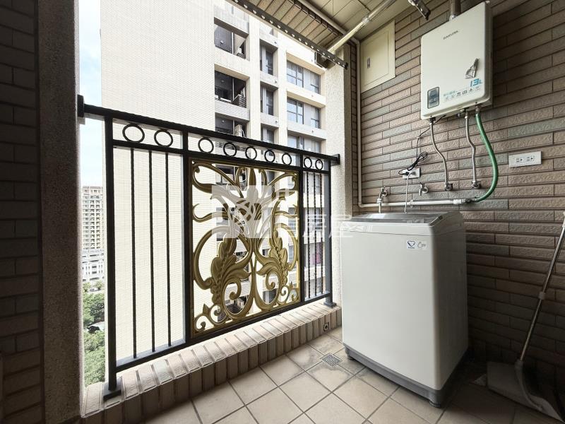 【神馬】八擴重劃G01捷運站精裝2房車房屋室內格局與周邊環境