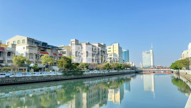 永華近市府三角窗商辦／店面房屋室內格局與周邊環境