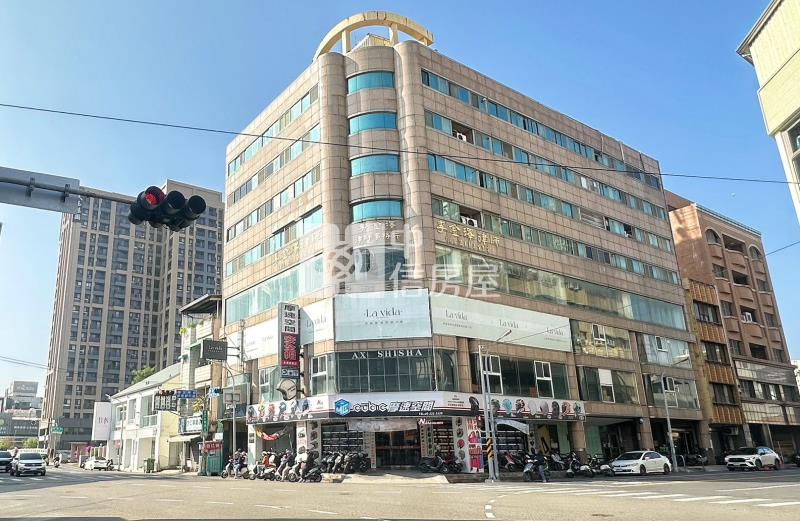 永華近市府三角窗商辦／店面房屋室內格局與周邊環境