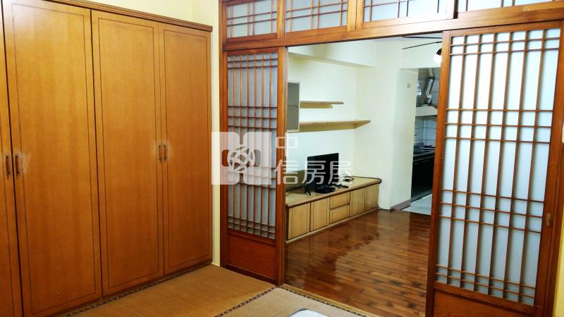 火車站商圈和風渡假養生湯屋房屋室內格局與周邊環境