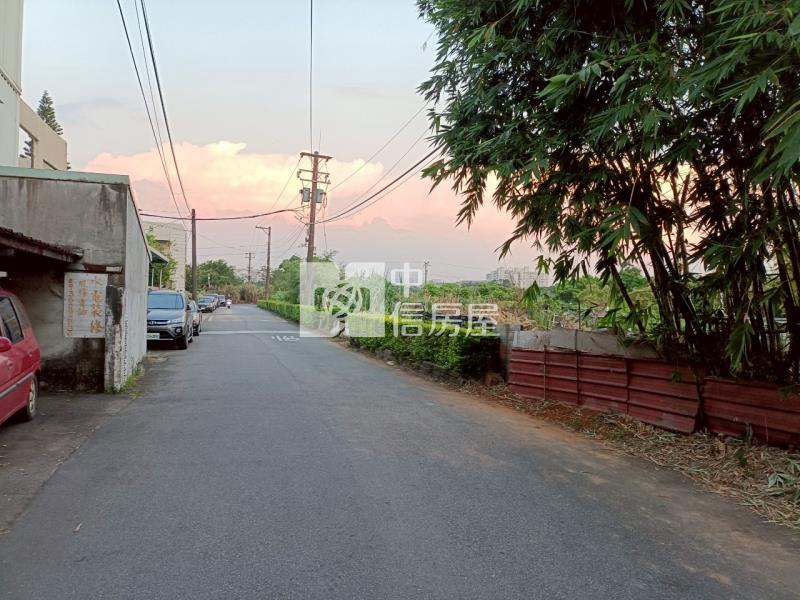 專-龍岡圓環邊間透天房屋室內格局與周邊環境