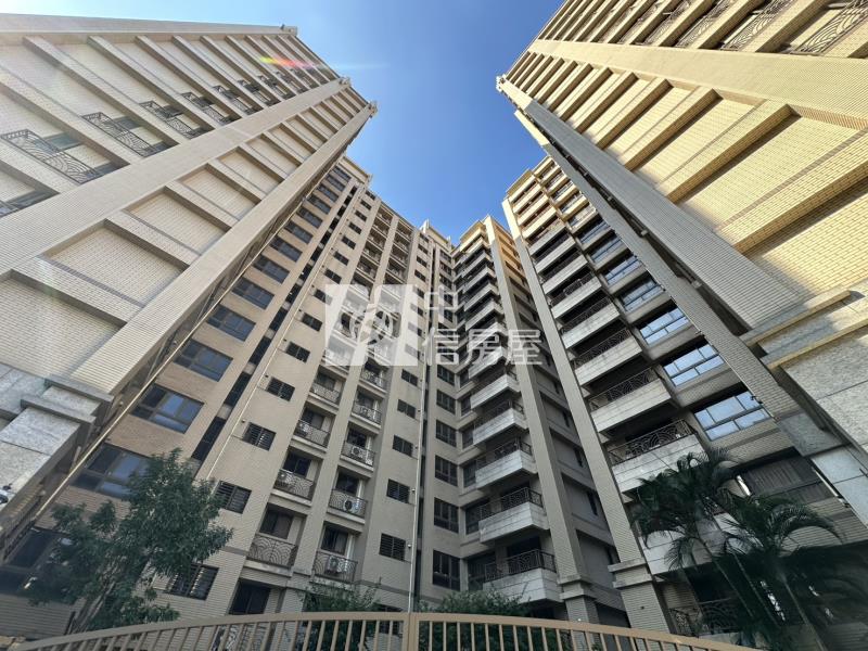 中壢交流道大學誠景觀大兩房車房屋室內格局與周邊環境