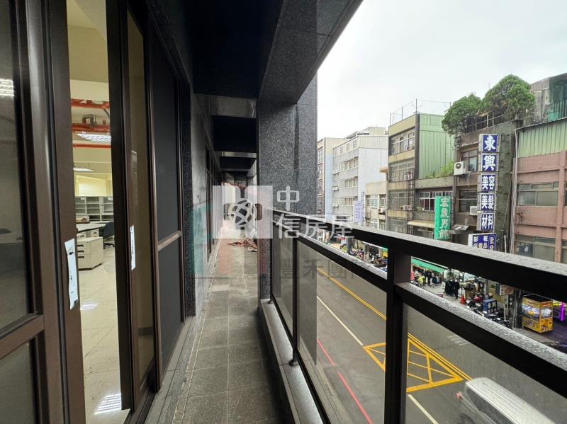 【豐禾】中壢市心電梯二樓金店面房屋室內格局與周邊環境