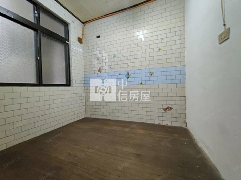 近桃園夜市/藝文特區 愛國街公寓(中信卓越團隊)房屋室內格局與周邊環境