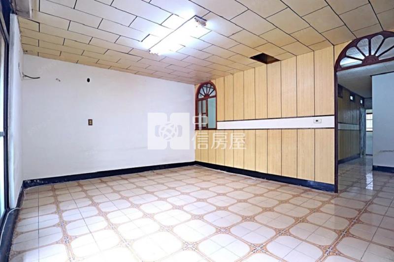 近桃園夜市/藝文特區 愛國街公寓(中信卓越團隊)房屋室內格局與周邊環境