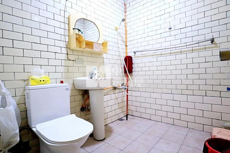 近桃園夜市/藝文特區 愛國街公寓(中信卓越團隊)房屋室內格局與周邊環境