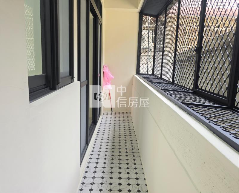 大里元百天廈2房平車房屋室內格局與周邊環境