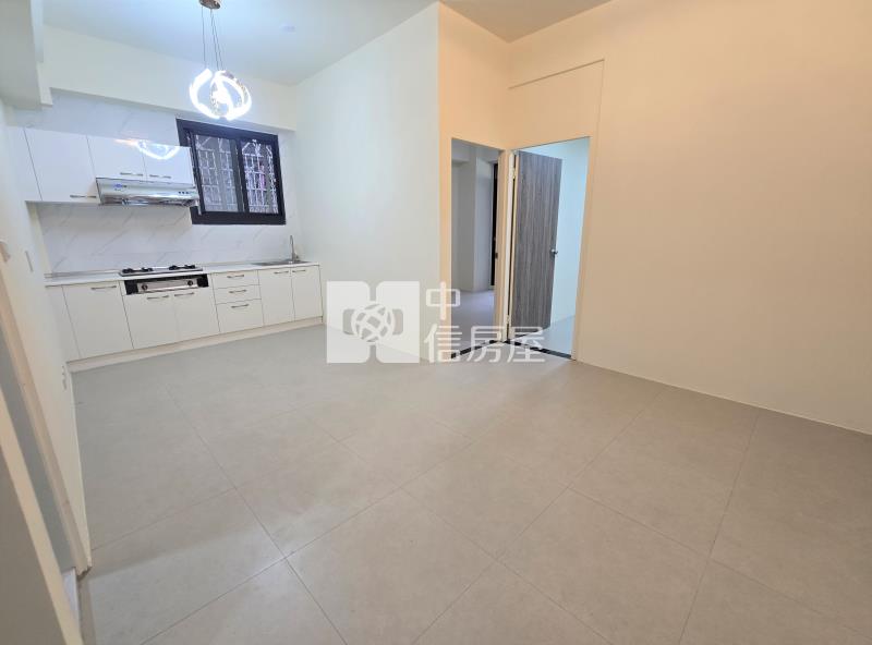 大里元百天廈2房平車房屋室內格局與周邊環境