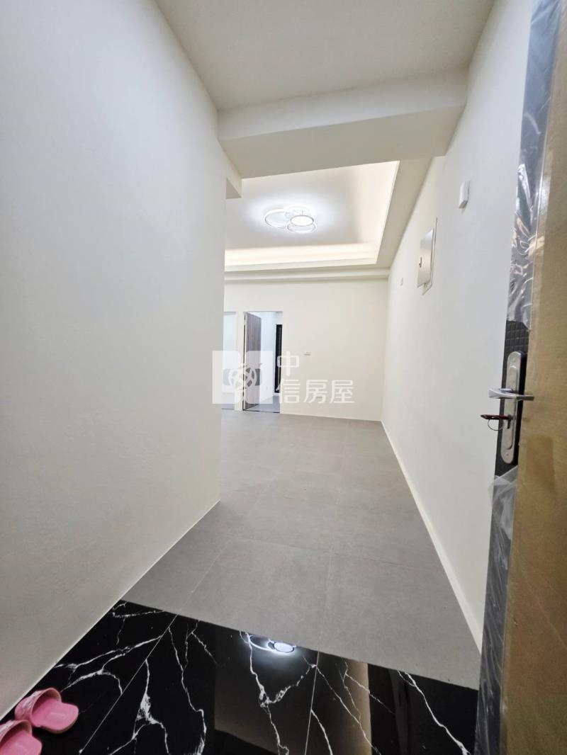 塗城成功商圈低總價成家全新整理兩房車位房屋室內格局與周邊環境