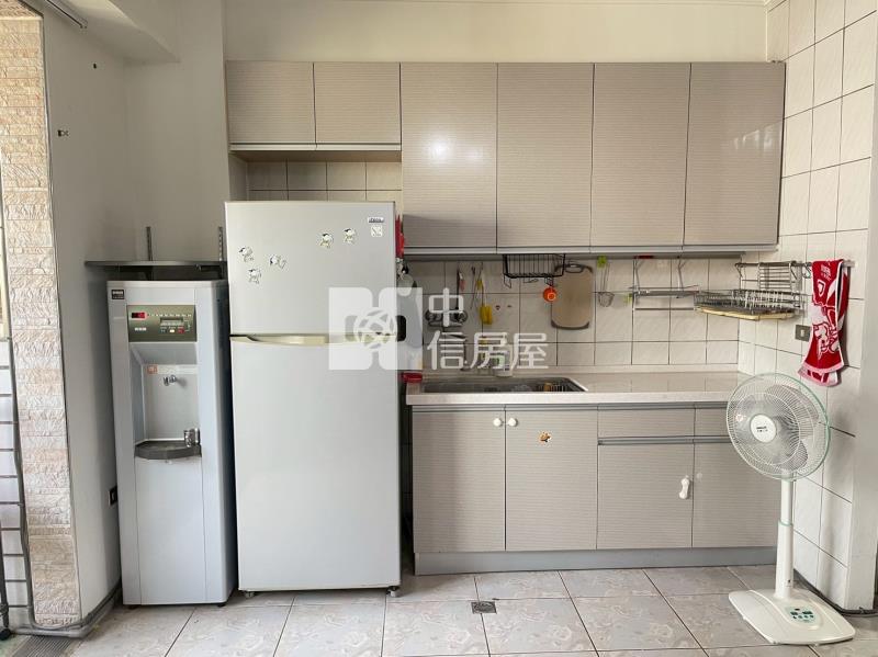 斗六中山路旁優質華廈房屋室內格局與周邊環境