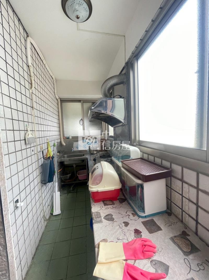 斗六中山路旁優質華廈房屋室內格局與周邊環境