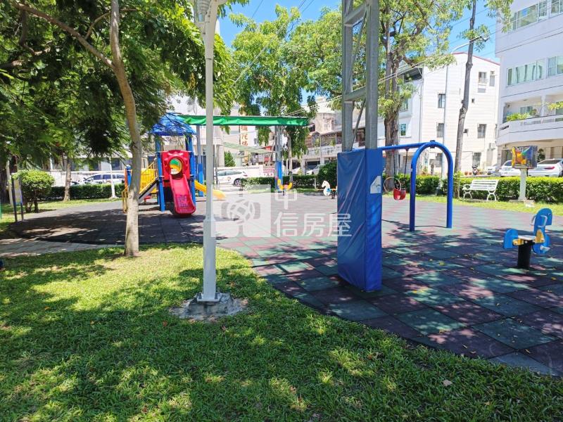 湖美面公園有整理增建獨院車墅房屋室內格局與周邊環境