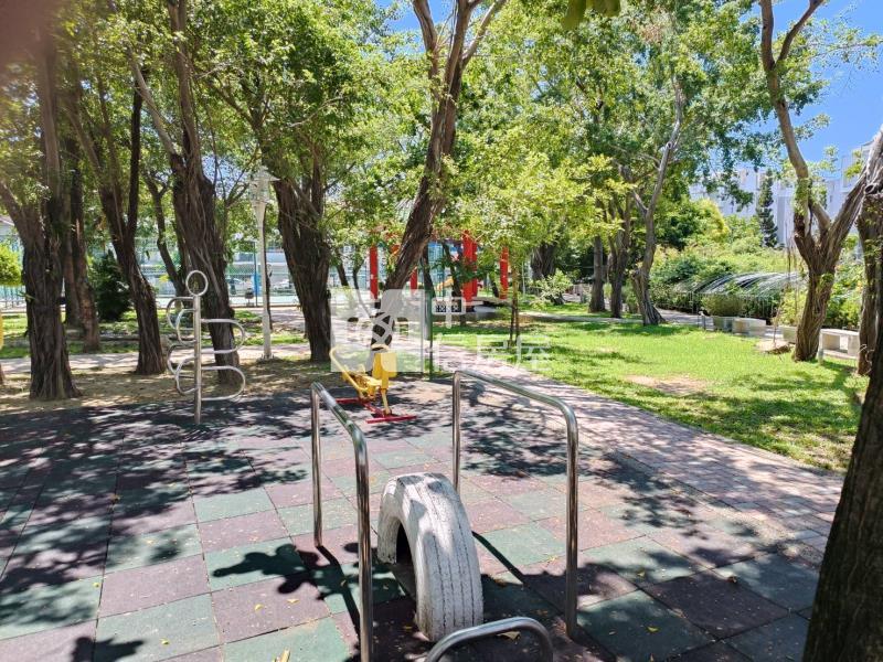 湖美面公園有整理增建獨院車墅房屋室內格局與周邊環境