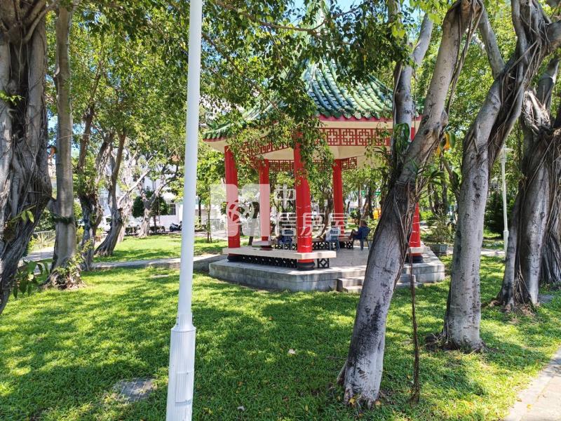 湖美面公園有整理增建獨院車墅房屋室內格局與周邊環境