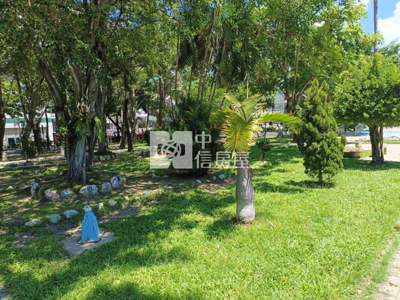 湖美面公園有整理增建獨院車墅房屋室內格局與周邊環境