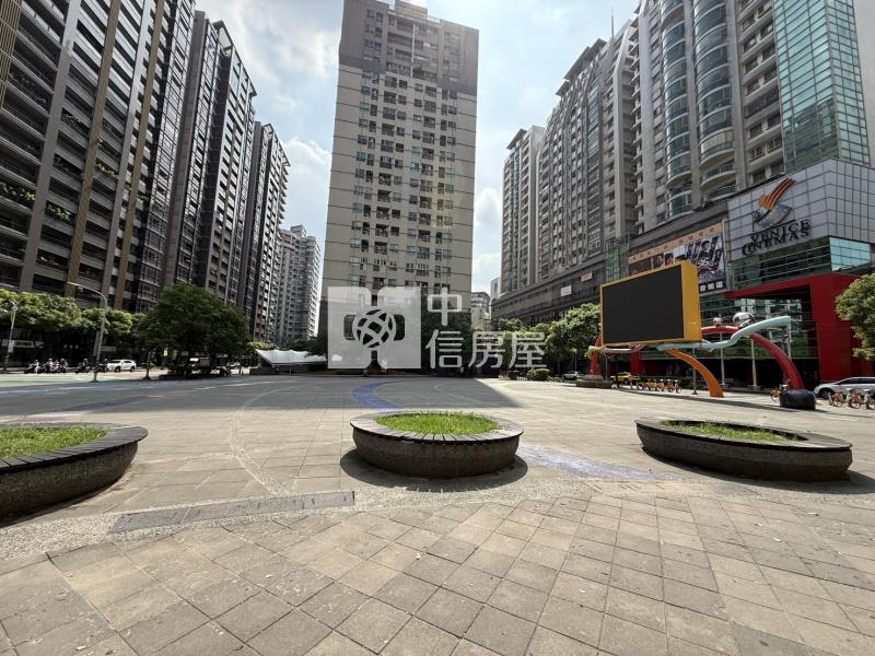 SOGO海華國際會館景觀美套房房屋室內格局與周邊環境