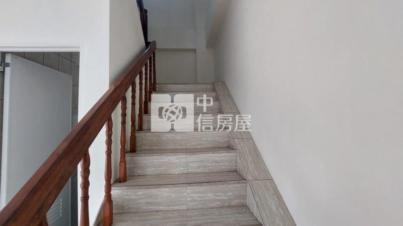 觀音快速路八段合法農舍房屋室內格局與周邊環境