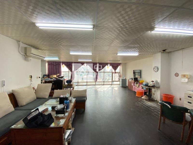 光復商業大樓房屋室內格局與周邊環境