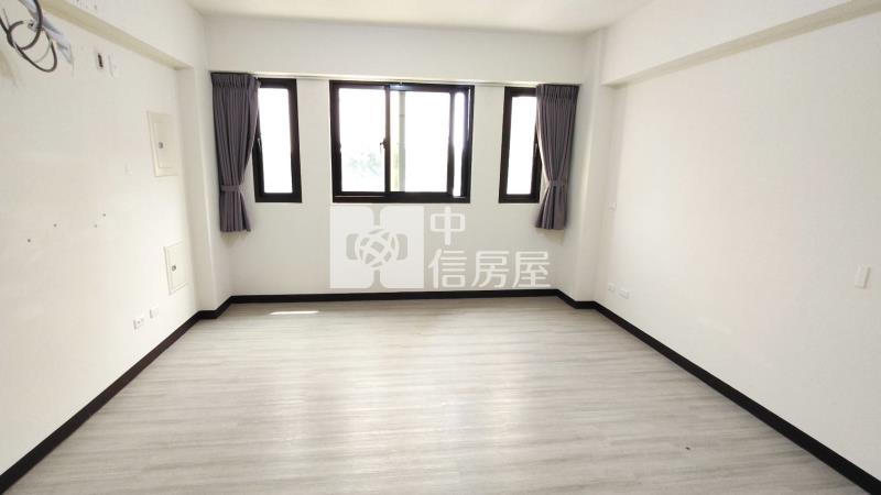 溪州正中山路4車位新透天房屋室內格局與周邊環境