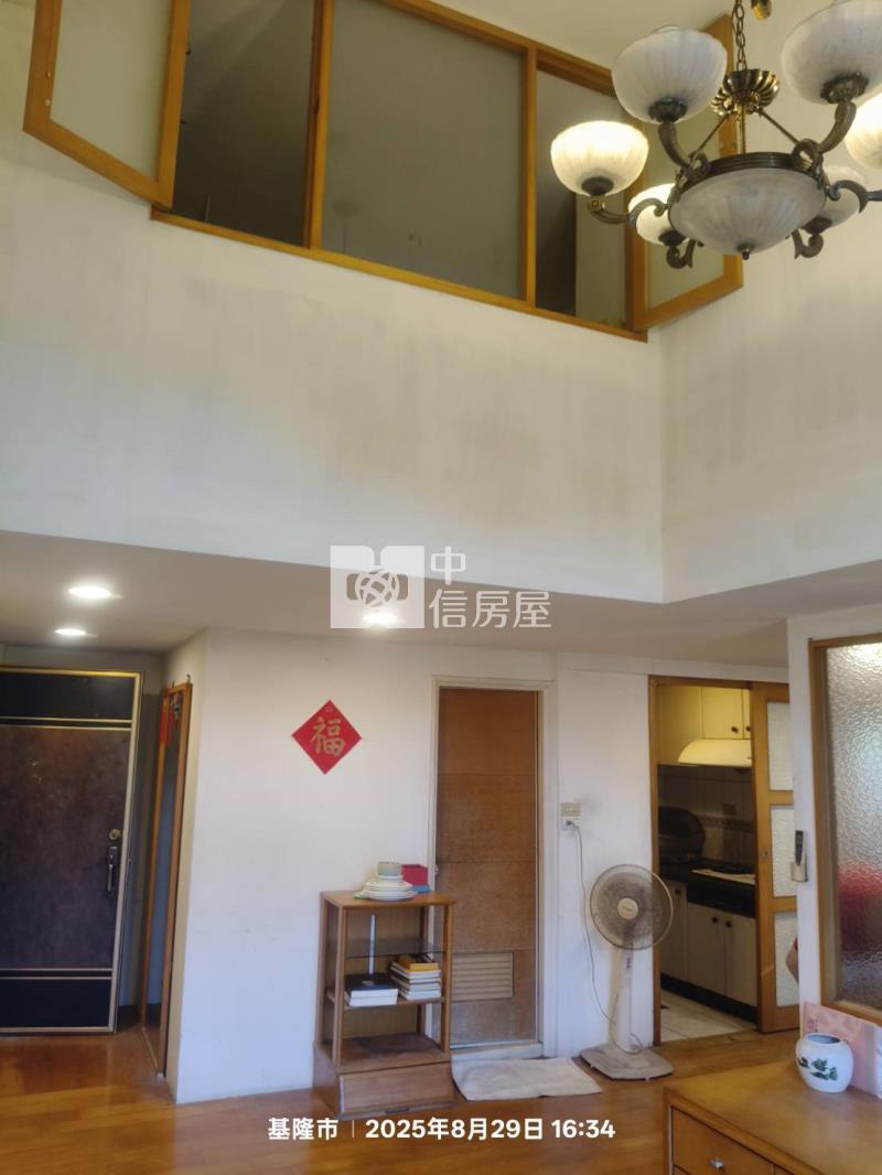 D007綠葉挑高三房車房屋室內格局與周邊環境