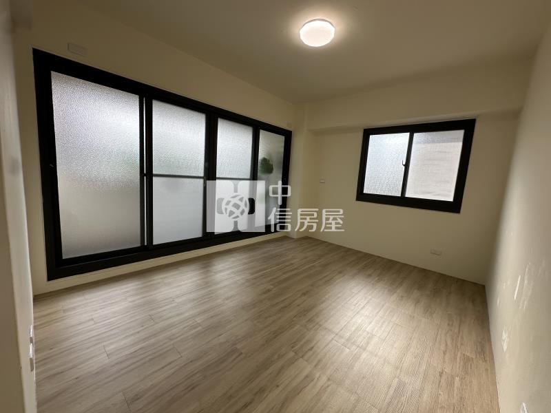 中科世貿全新整理三房平車房屋室內格局與周邊環境