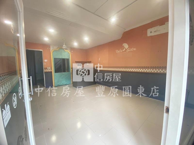 向陽透店房屋室內格局與周邊環境