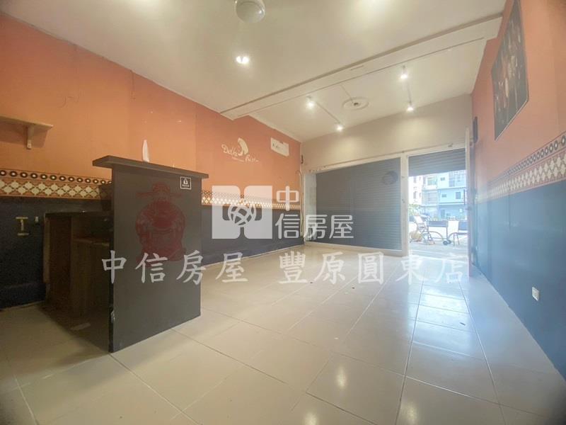 向陽透店房屋室內格局與周邊環境