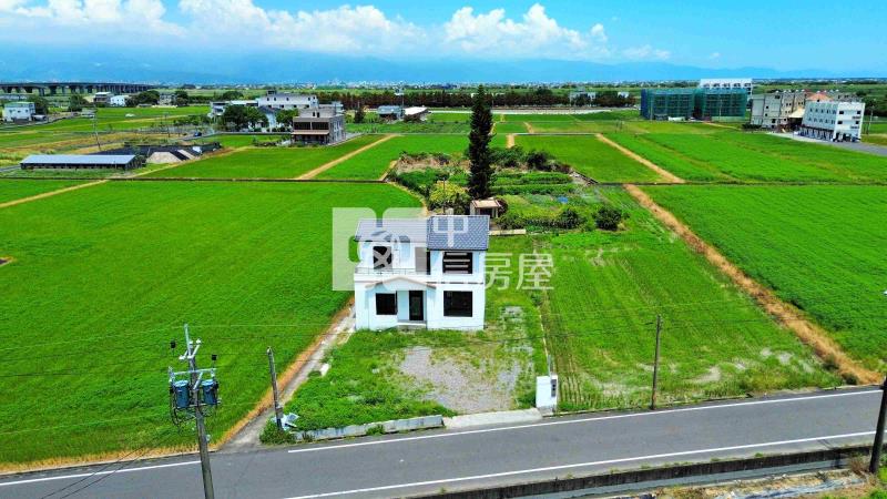 五結地中海風農舍房屋室內格局與周邊環境
