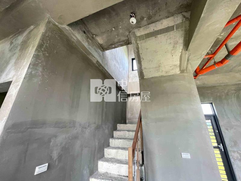 五結地中海風農舍房屋室內格局與周邊環境