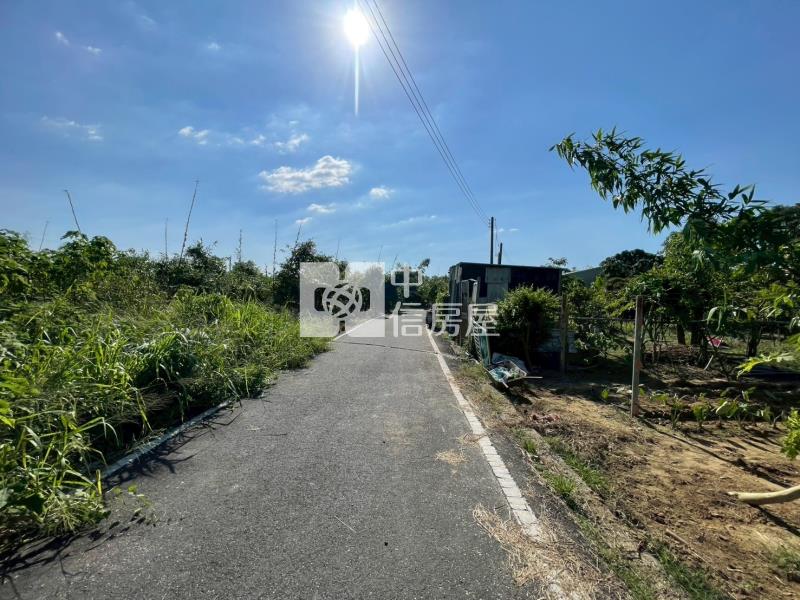 歸仁崙頂段美農地房屋室內格局與周邊環境